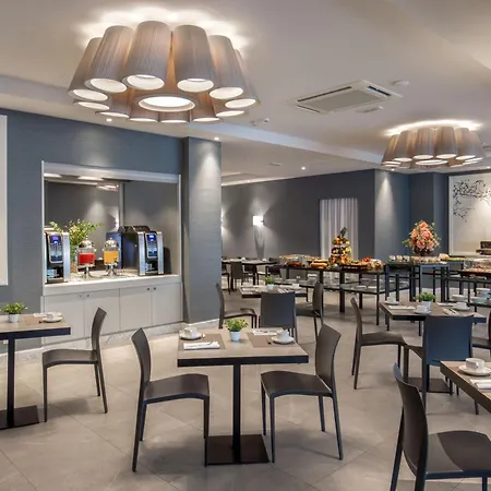 欧美宫殿酒店 4* 罗马